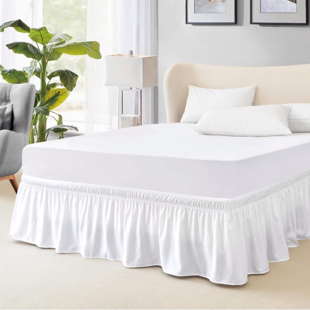 Luxurious White Bed Skirt
